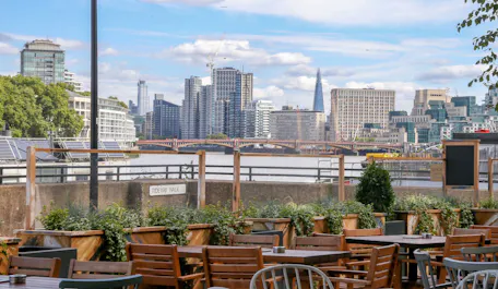 Nine Elms Tavern