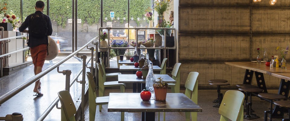 Eat 17 Hackney Downstairs