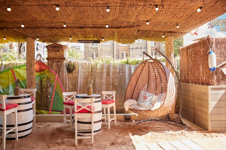 The Beach Bar at The Montague on the Gardens