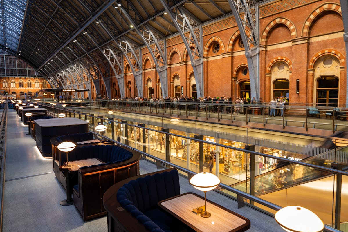 St Pancras Brasserie & Champagne Bar by Searcys