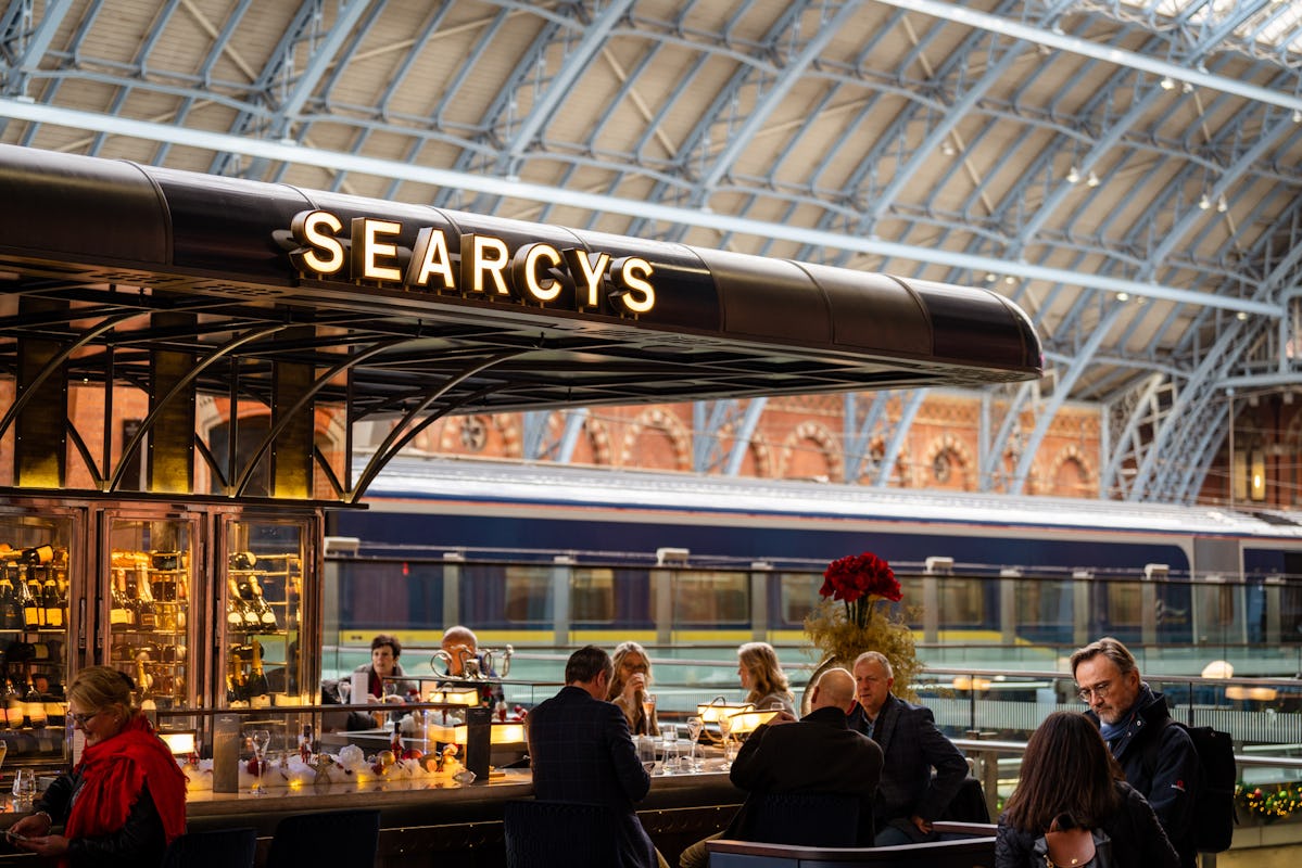 St Pancras Brasserie & Champagne Bar by Searcys