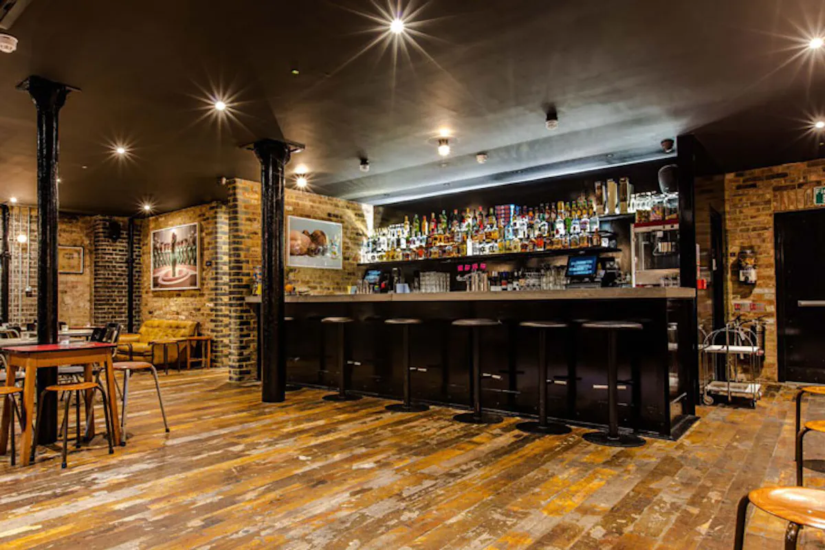 Coin Laundry (bar)