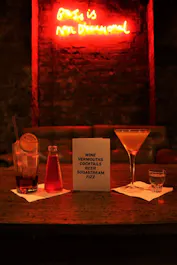 Coin Laundry (bar)