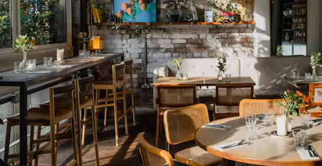 Evelyn’s Café Bar