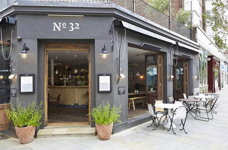 No 32 The Old Town, London - Restaurant Review, Menu, Opening Times