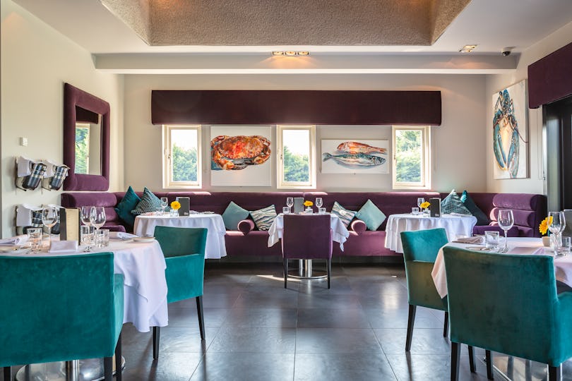 Alec’s Restaurant Bar & Grill