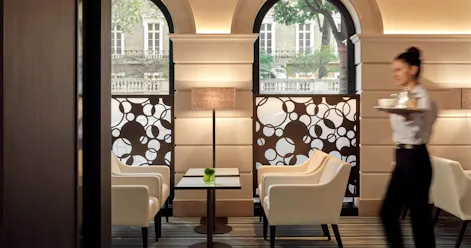 Halkin Bar