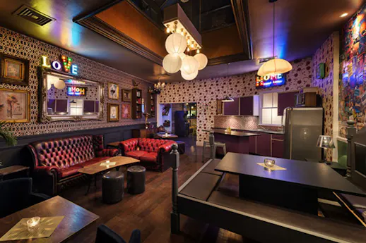 30 Bars Restaurants near Battersea Park London