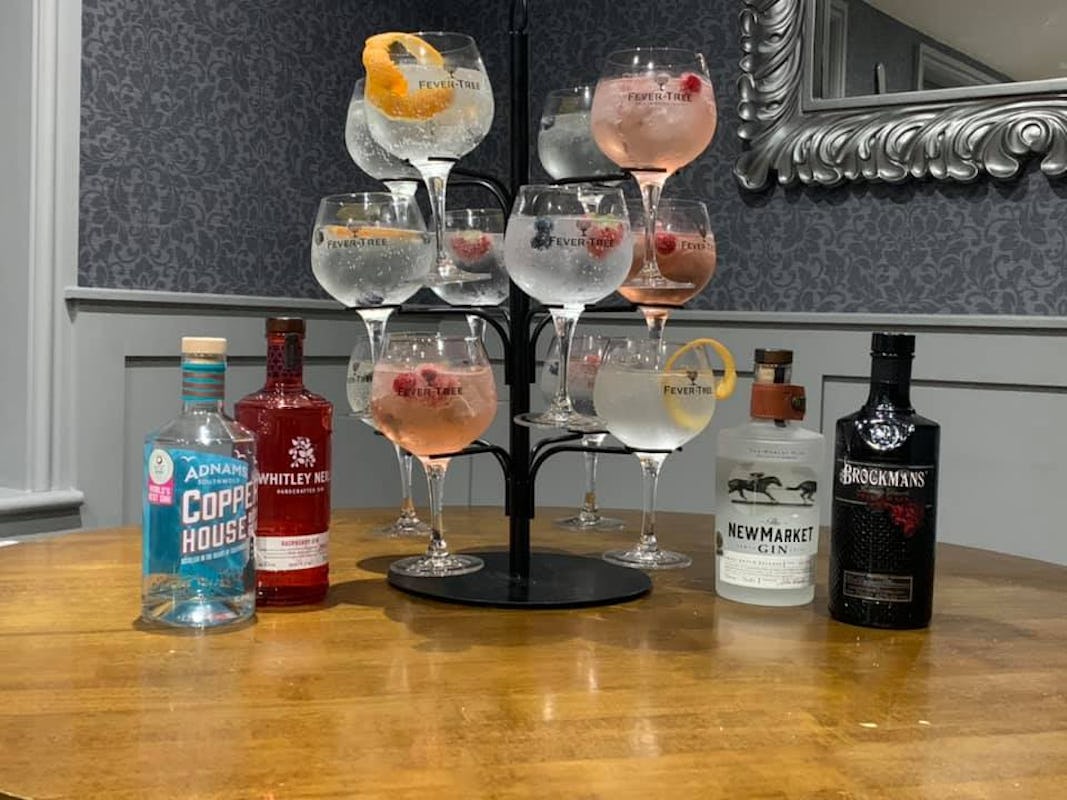The Greyhound & Twenty One