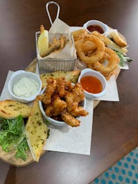 The Greyhound & Twenty One