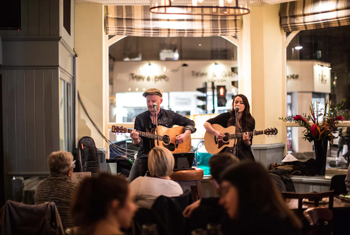 The Prince Alfred - 112 Queensway