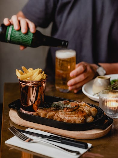 Boxcar Bar & Grill, London Restaurant Review, Menu, Opening Times