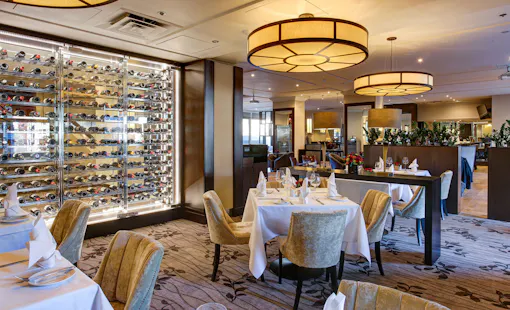 Pavilion Lounge Bar and Grill