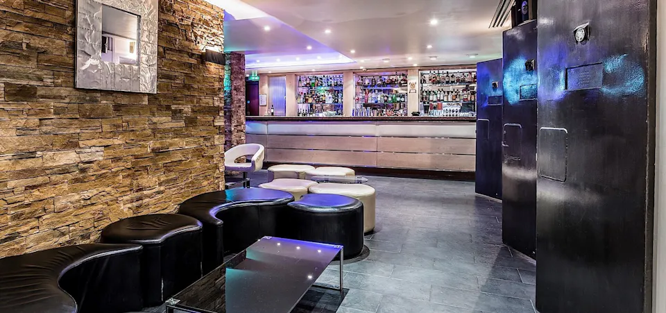 Courthouse Doubletree Bar