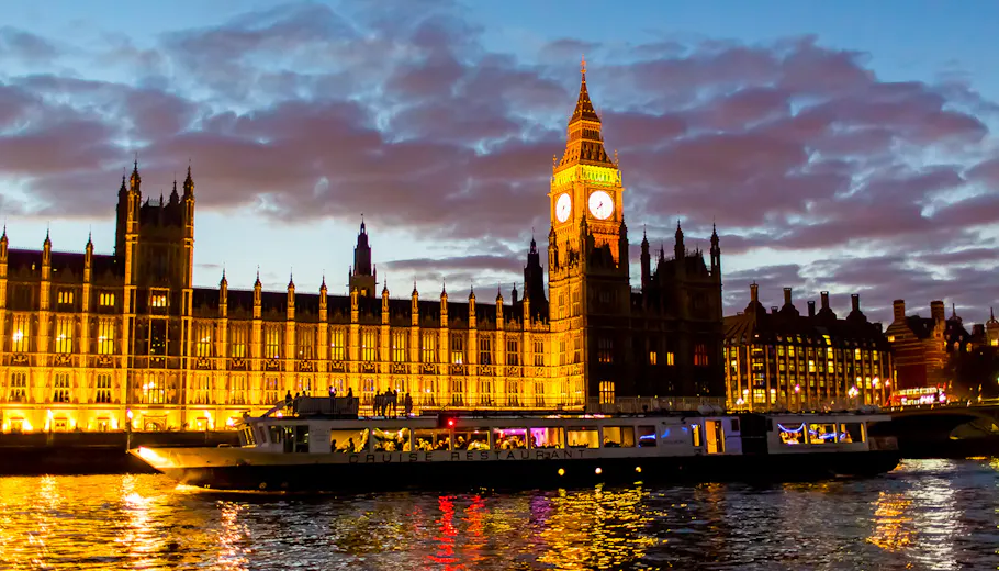Thames Dinner Cruise