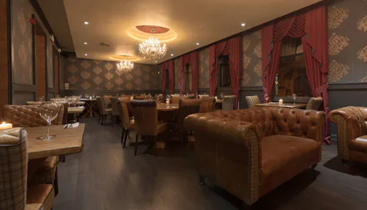 1761 Restaurant & Lily's Bar