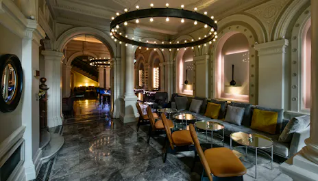 1901 Wine Lounge