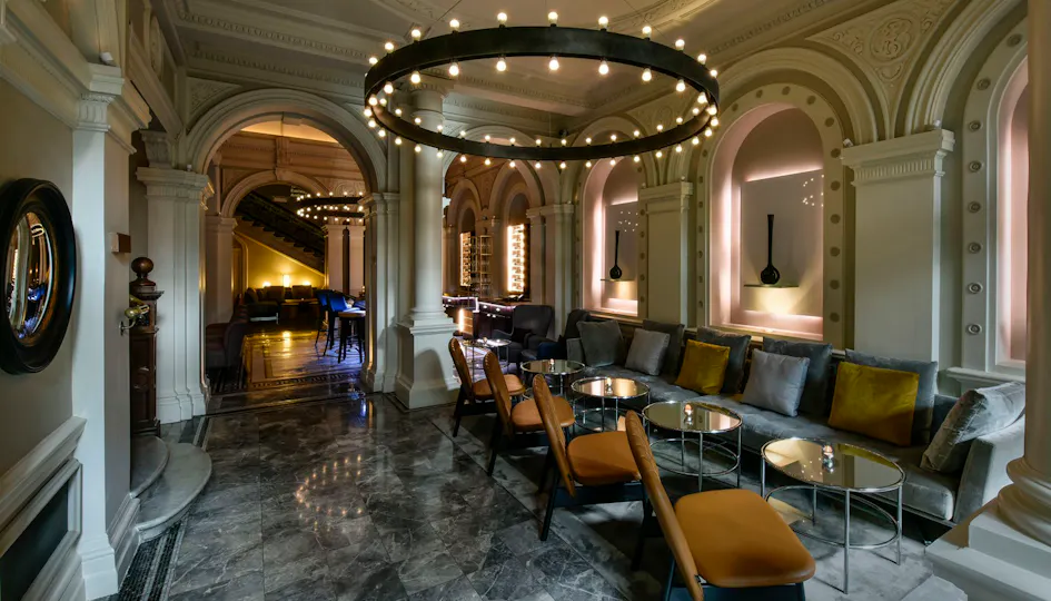 1901 Wine Lounge