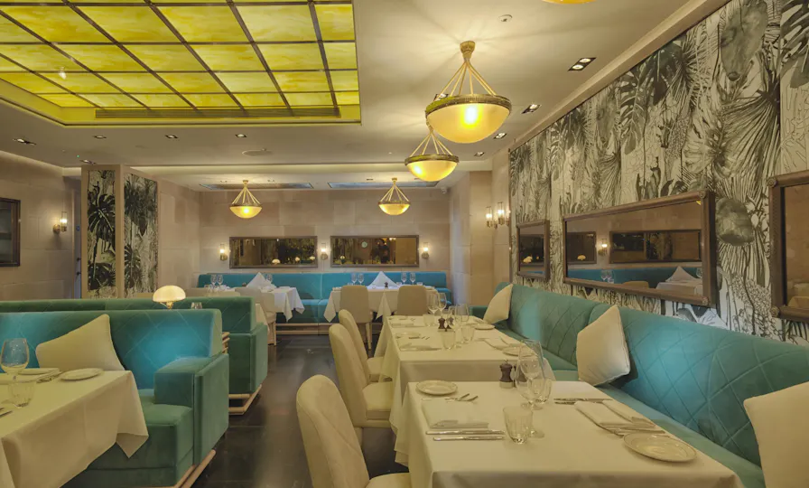San Carlo St James