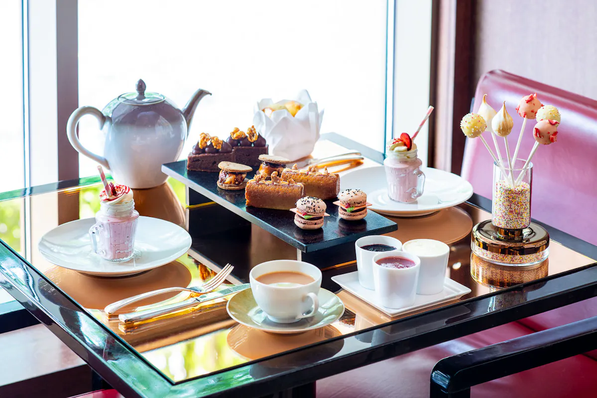 Afternoon tea at Cut at 45 Park Lane