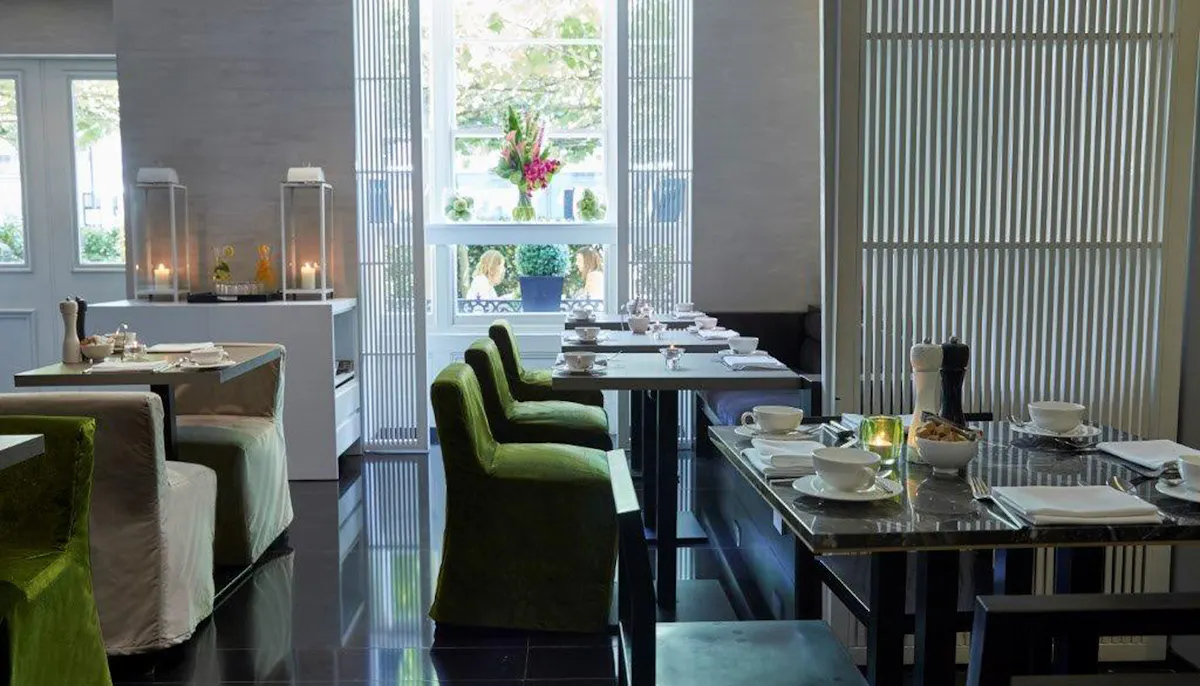 Cafe Forty One at La Suite West Hotel