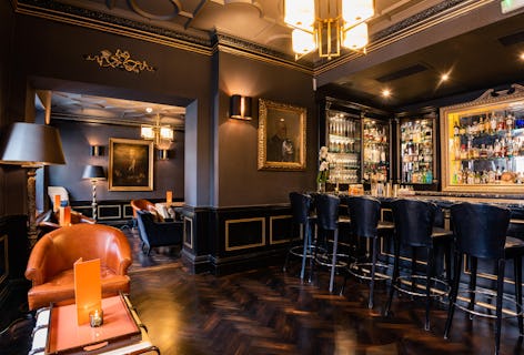 The Chelsea Bar at 11 Cadogan Gardens