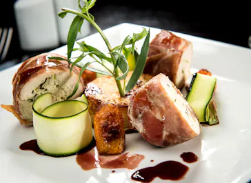 Aspect Bar & Bistro