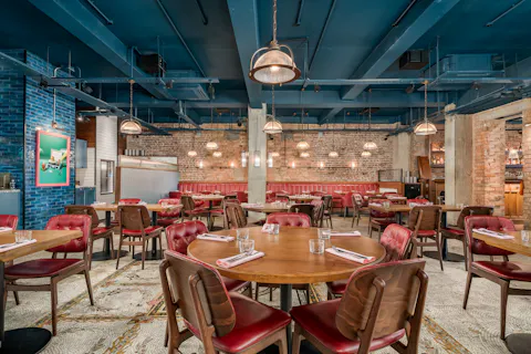 Kids Eat Free - Burger & Lobster