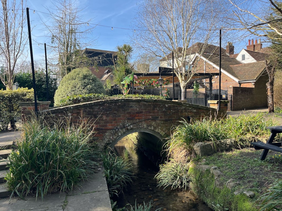 The Hengist Restaurant & Cocktail Bar