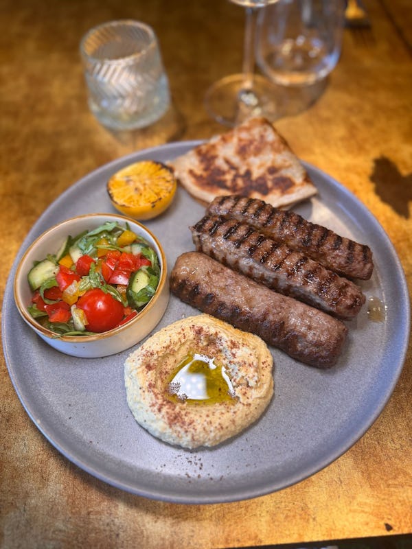 The Hengist Restaurant & Cocktail Bar