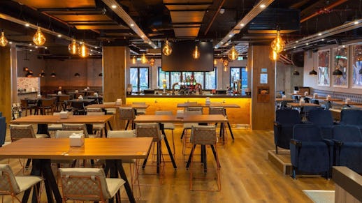 Pub & Grill at Village Hotel Leeds South