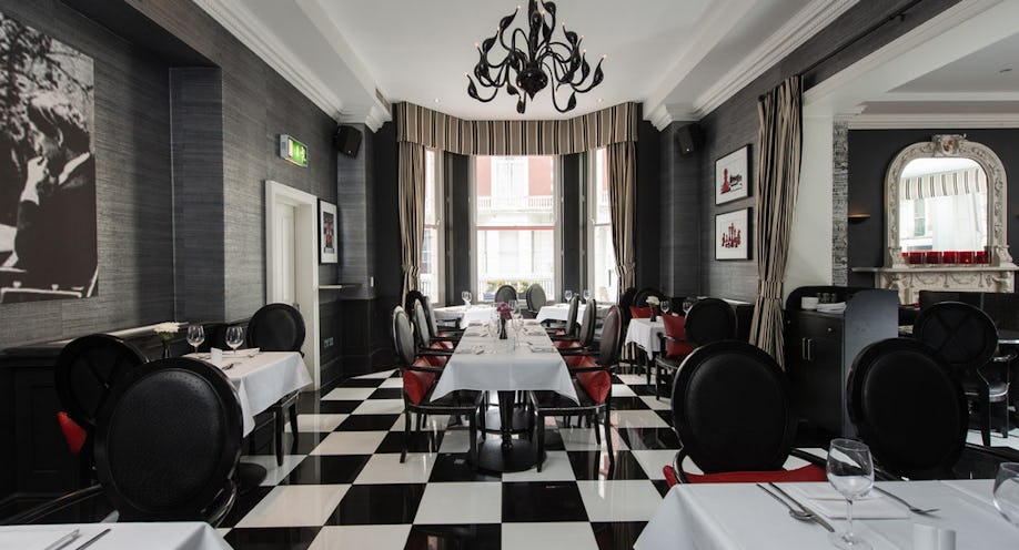 CheckMate Bar, Lounge and Restaurant