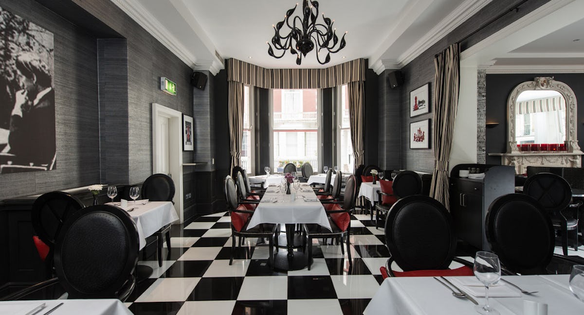 CheckMate Bar, Lounge and Restaurant