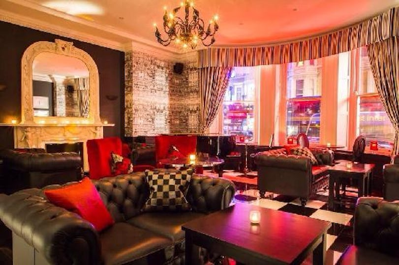 CheckMate Bar, Lounge and Restaurant