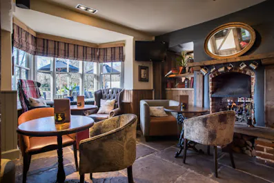 The White Lion - Yateley