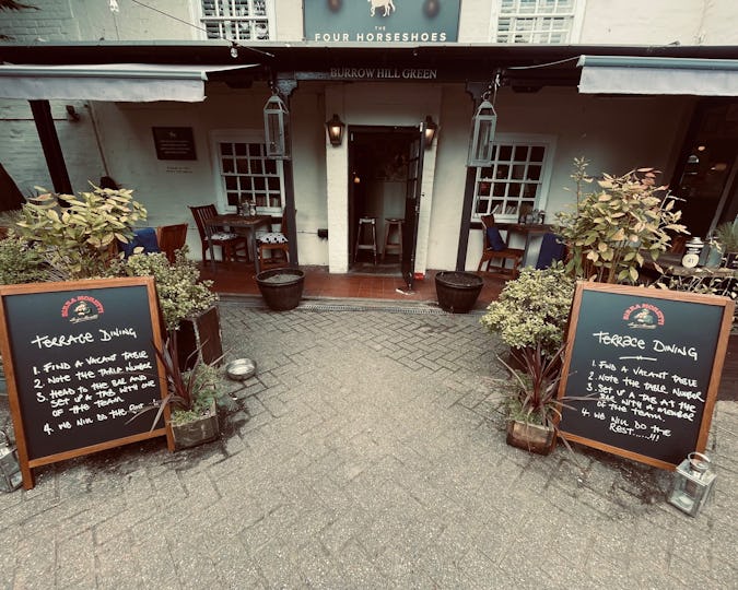The Four Horseshoes