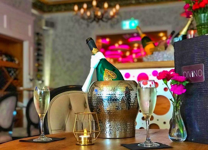 Divino Wine Bar, East Sussex Restaurant Review, Menu, Opening Times