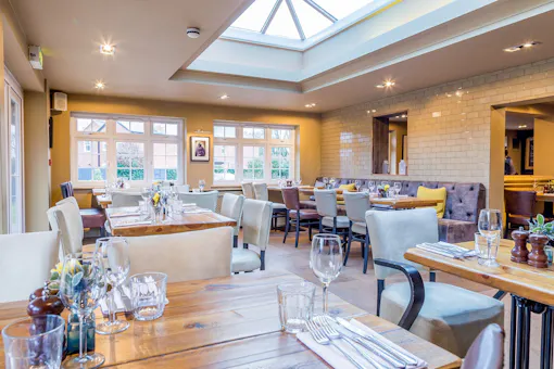 The Golden Ball, Pub & Kitchen
