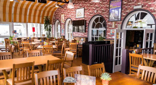 The Overcliff Pub