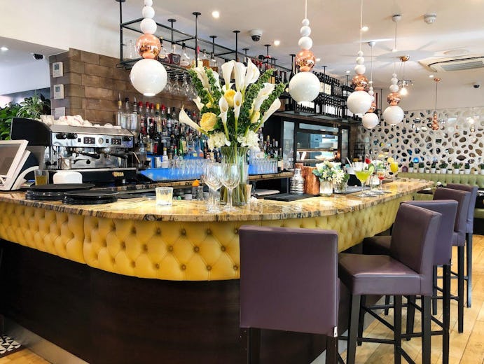 Aqua Bar & Grill - Petts Wood