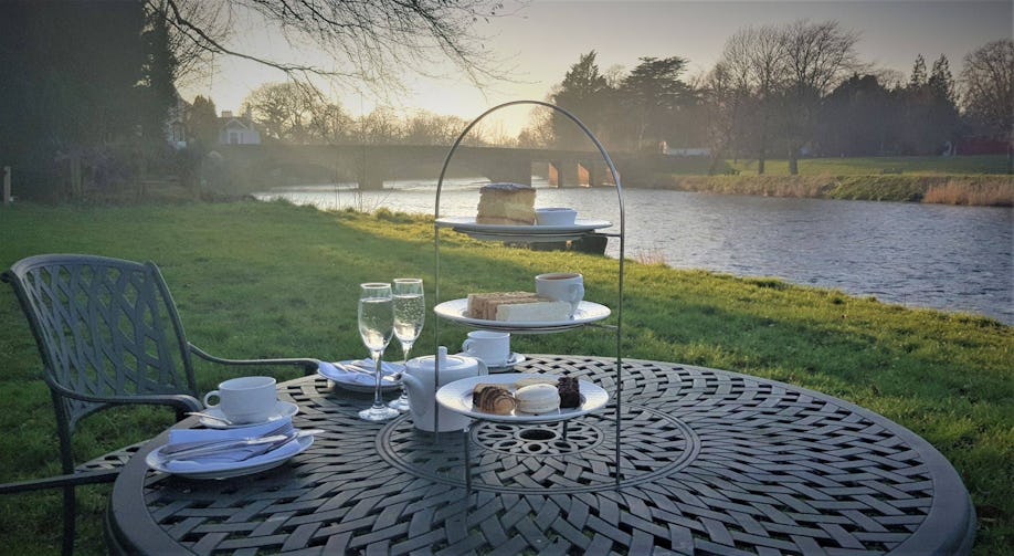 The Terrace Bar & Bistro