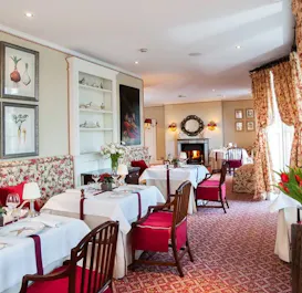 Summer Lodge Country House Hotel