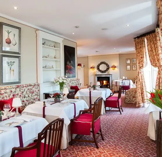 Summer Lodge Country House Hotel