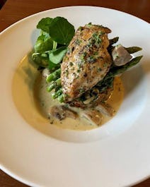 The Hoops Inn & Country Hotel