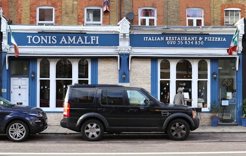 Tonis Amalfi