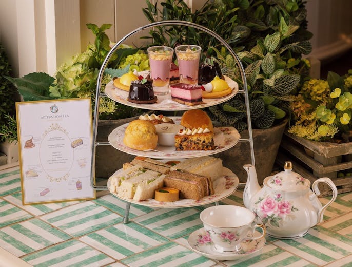 Afternoon Tea at the Roslin Beach Hotel