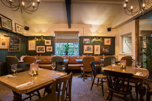 The Red Lion - Chester