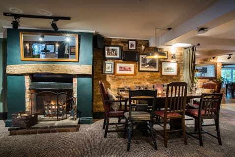 The Red Cow - Leicester Forest East