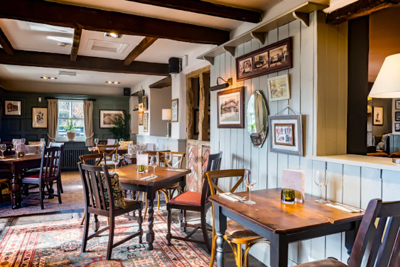 The Oaken Arms