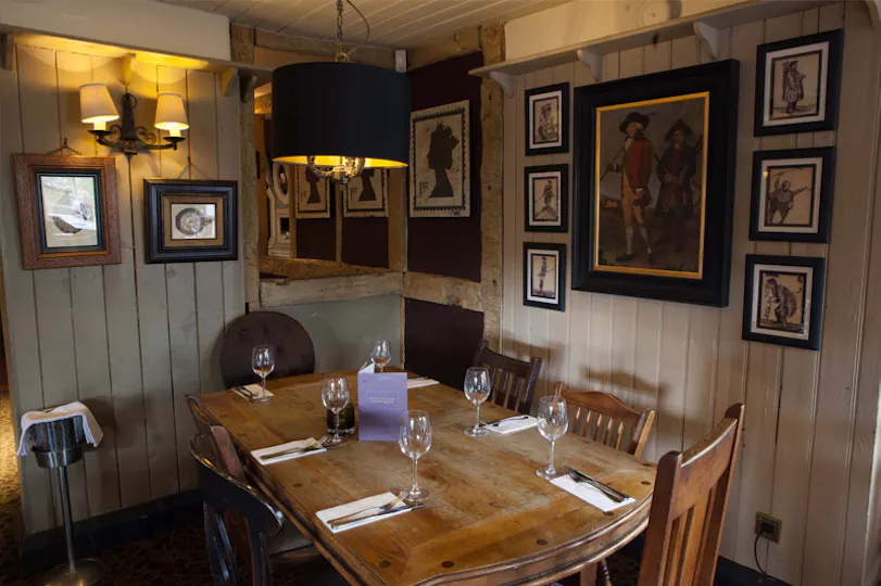 The Oaken Arms